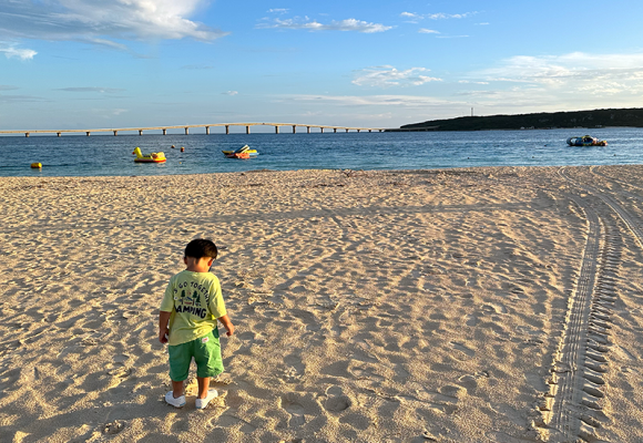 与那覇前浜ビーチ / 與那霸前濱海攤